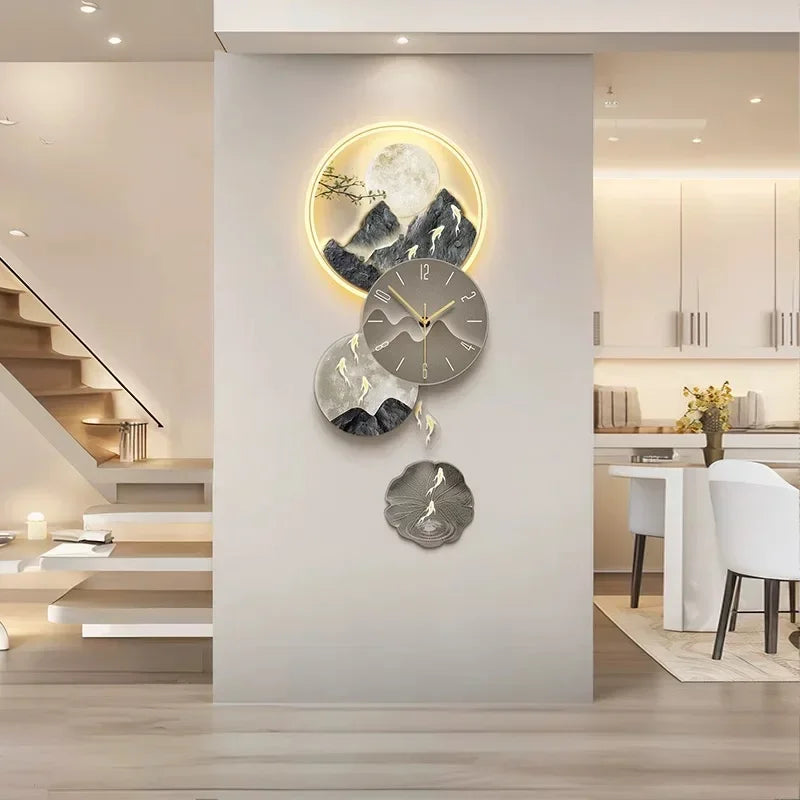 Golden Sun Wall Clock – Chic and Decorative Timepiece